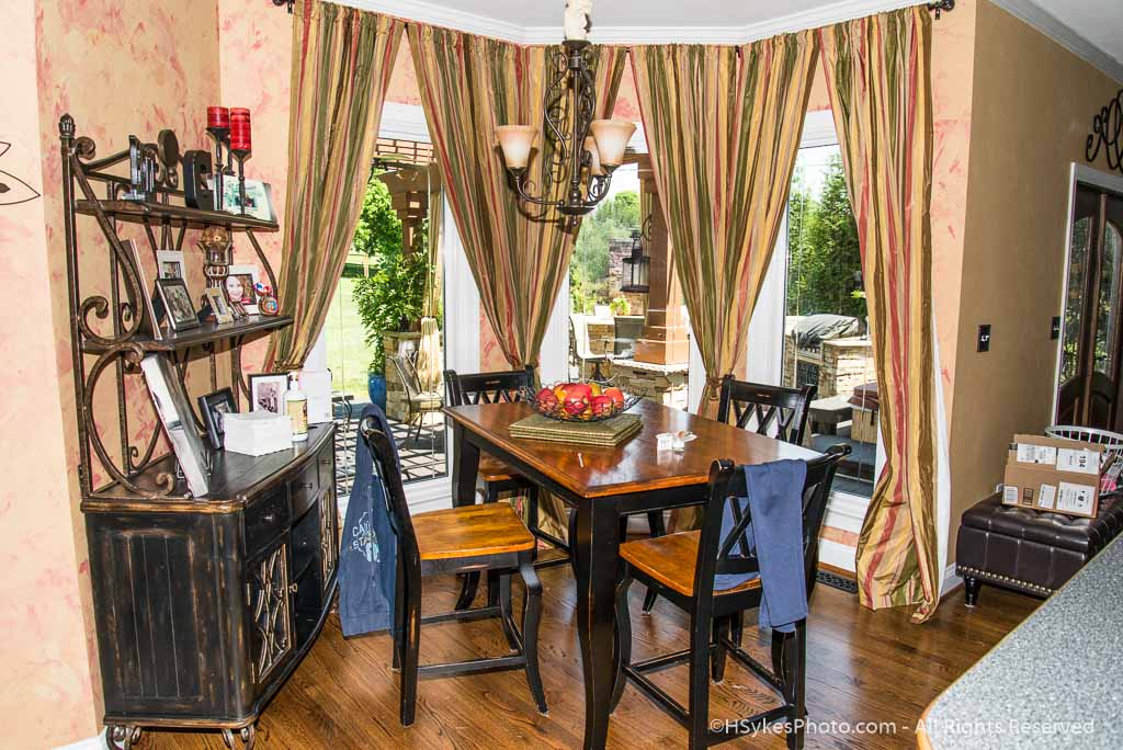 Formal Dining Area, photographed by Howard Sykes