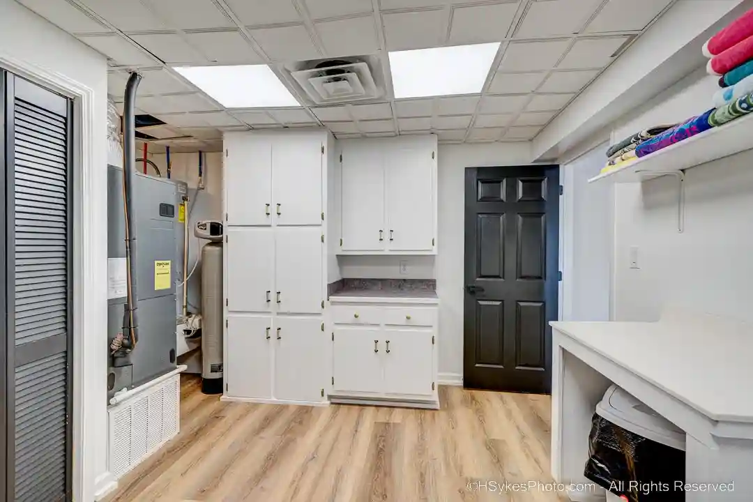 Lower level laundry room